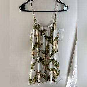 BBDakota tropical mini dress size small